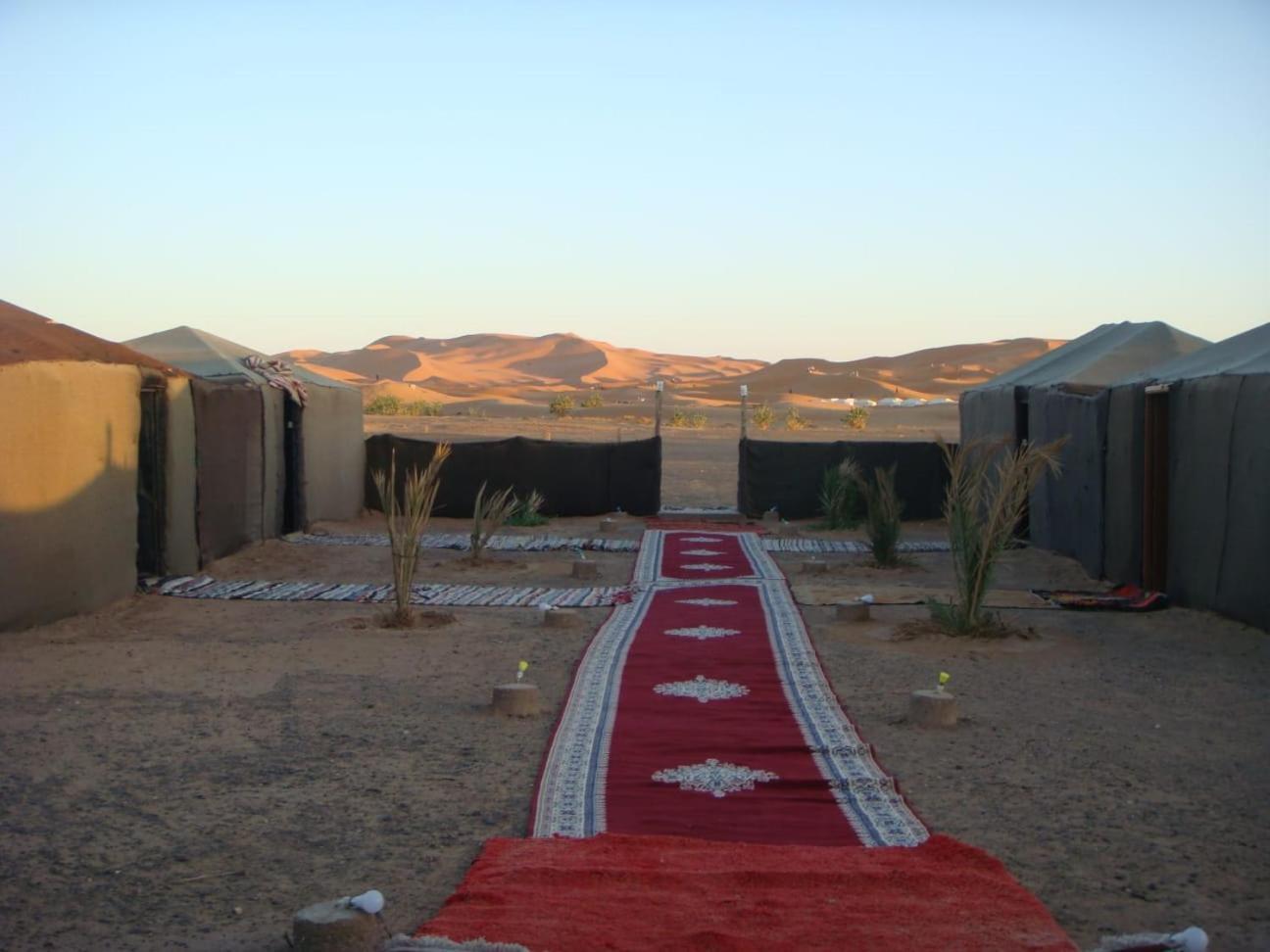 Bivouac La Fibule Des Dunes 梅尔祖卡 外观 照片