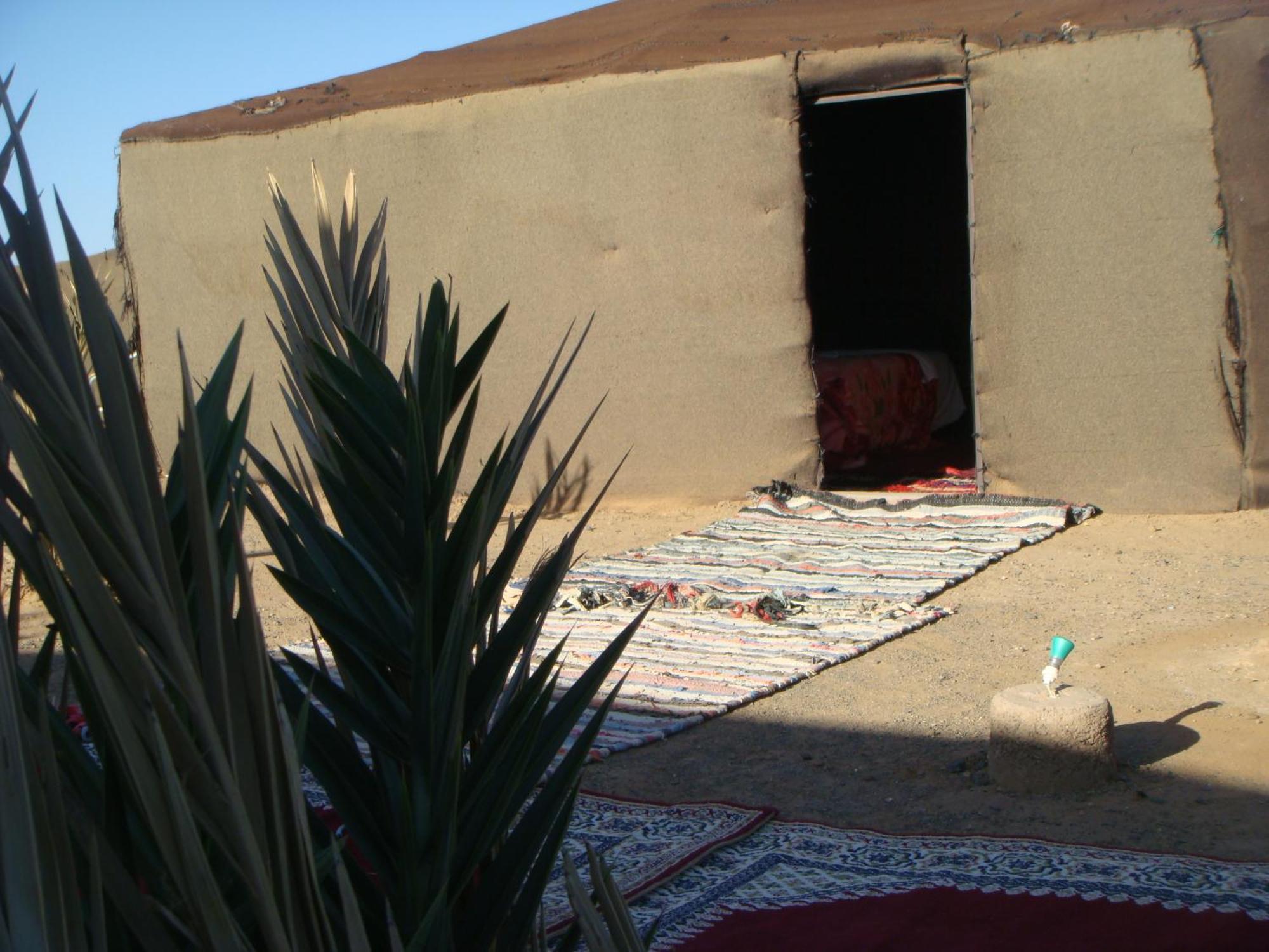 Bivouac La Fibule Des Dunes 梅尔祖卡 外观 照片